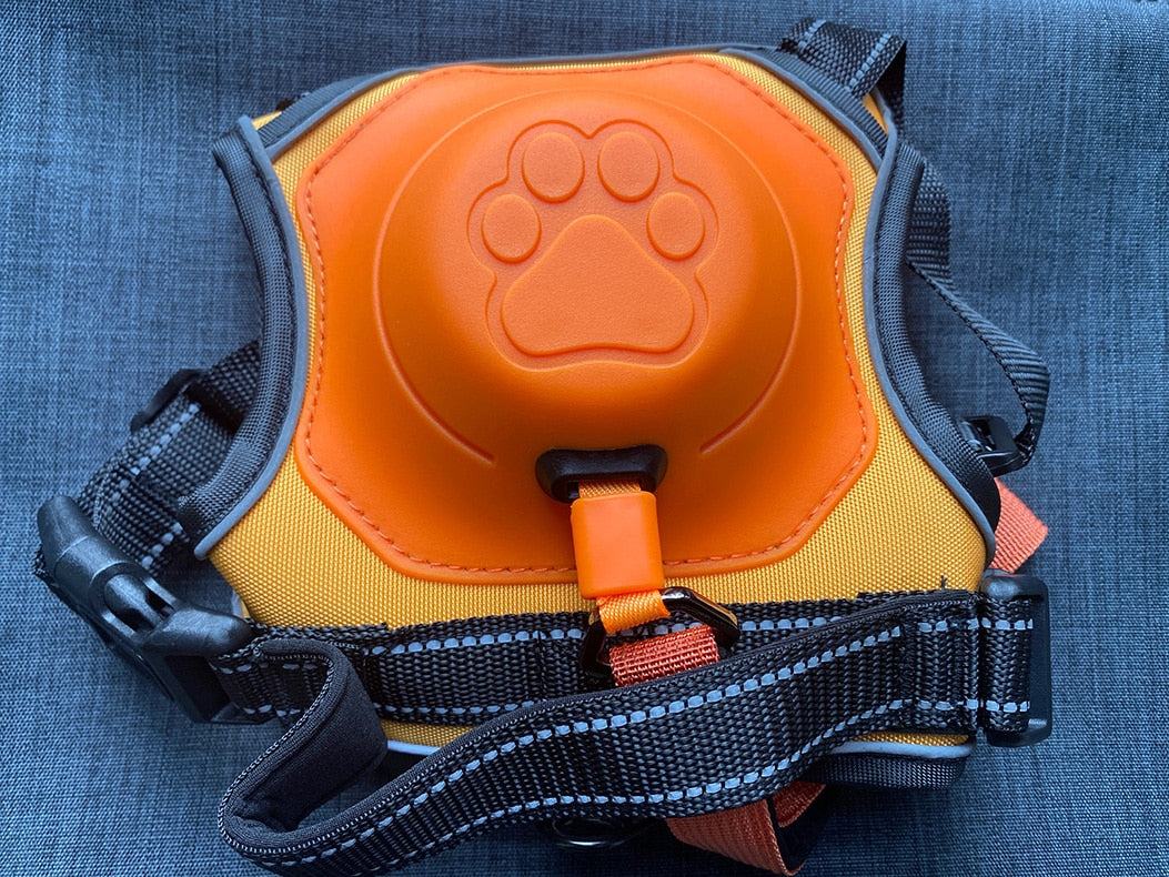 RetraHarn™:Your All-in-One Retractable Leash and Harness
