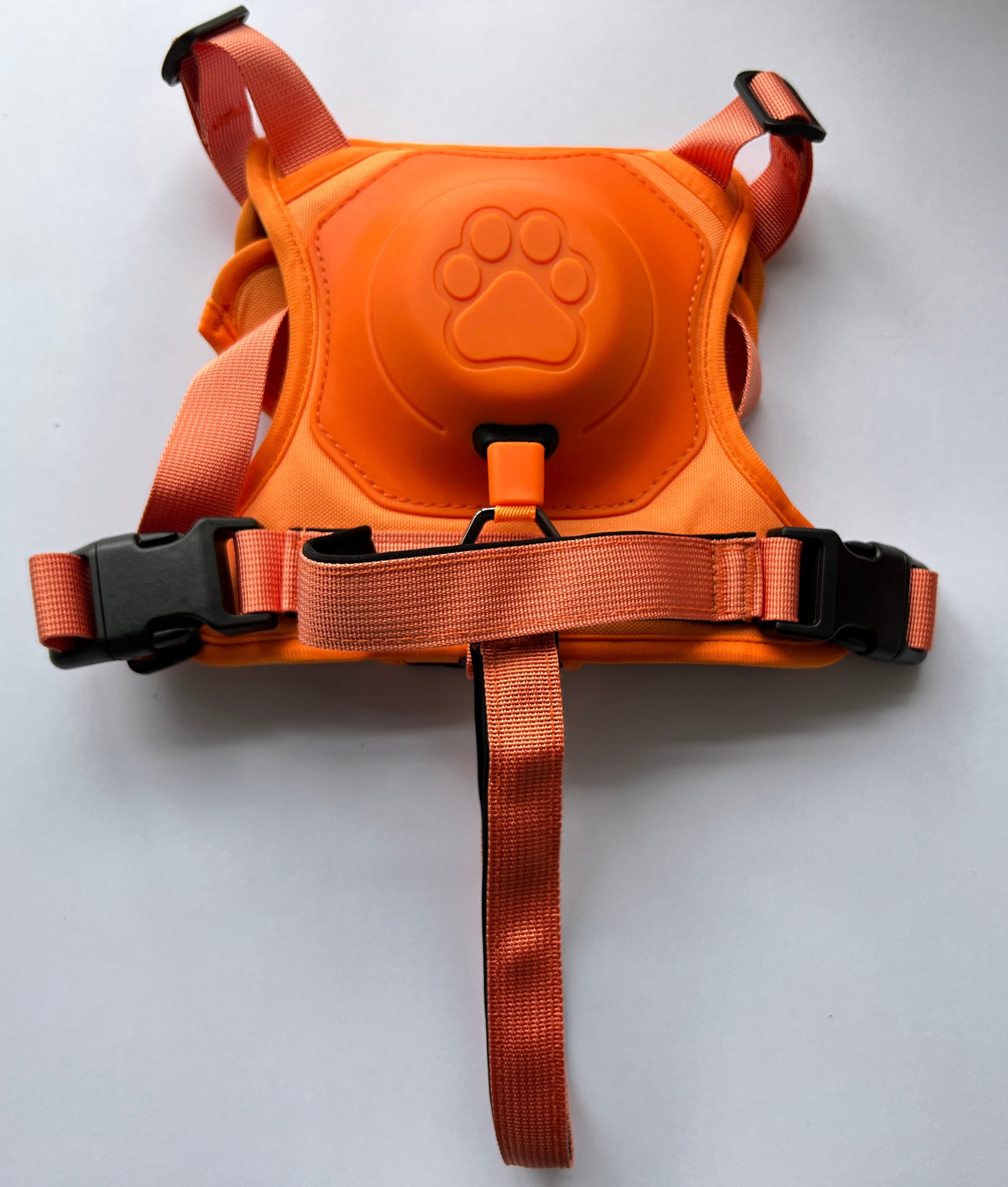 RetraHarn™:Your All-in-One Retractable Leash and Harness