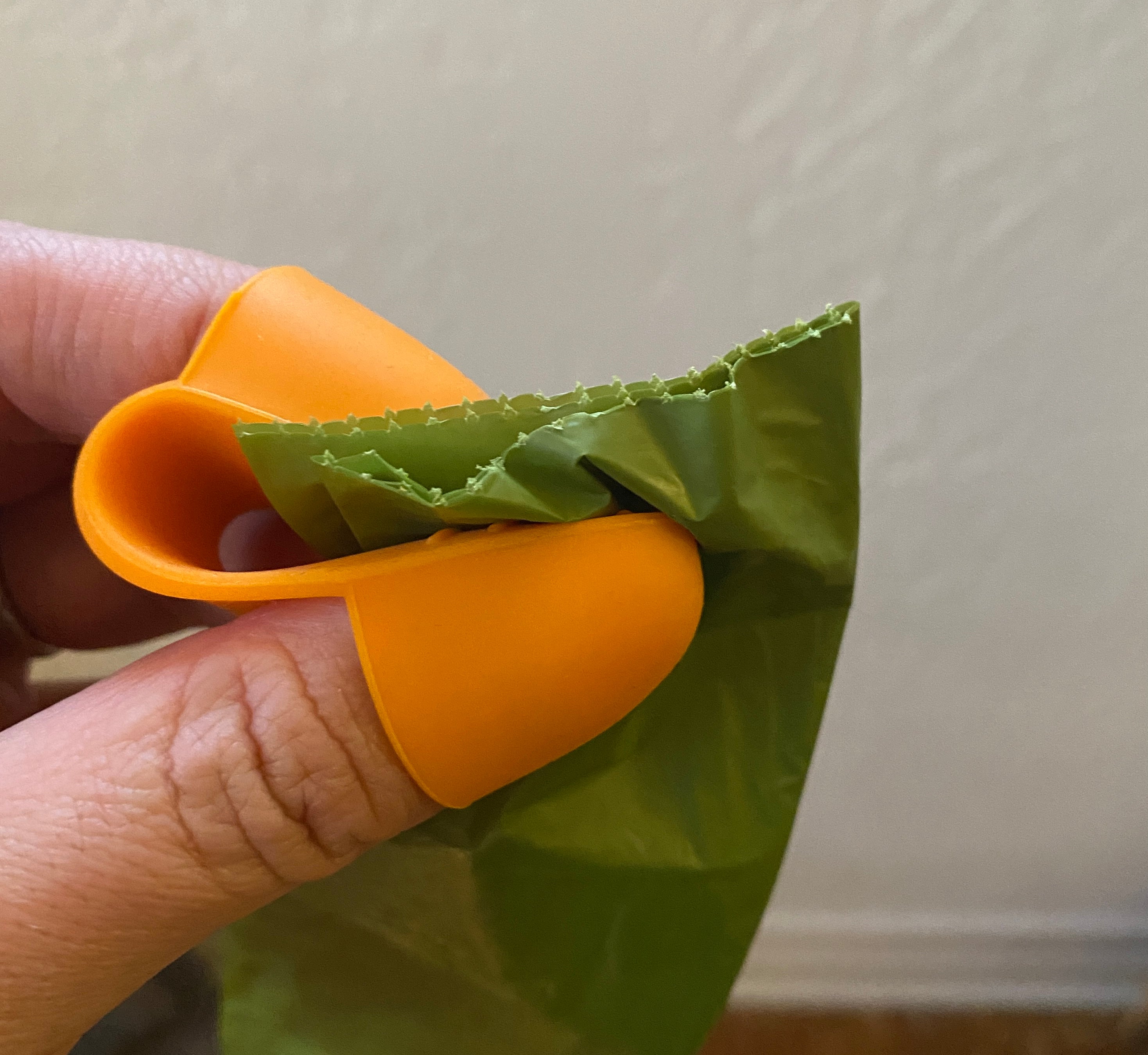 Grabby: poop bag opener