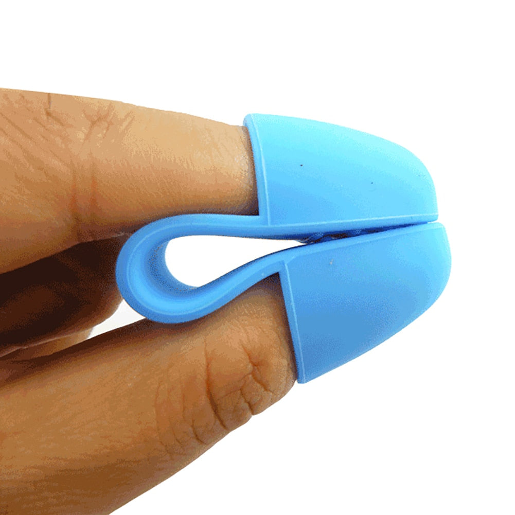 Grabby: poop bag opener